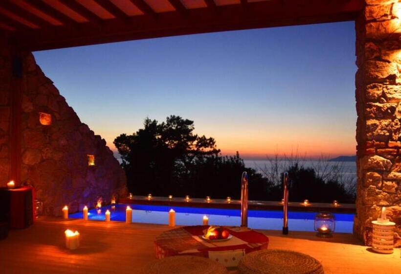 Люкс Дюплекс, Nautical