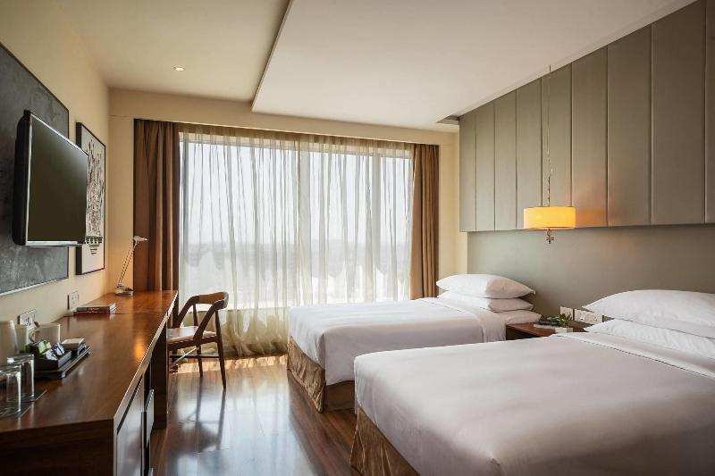 수피리어 룸, Renaissance Ahmedabad