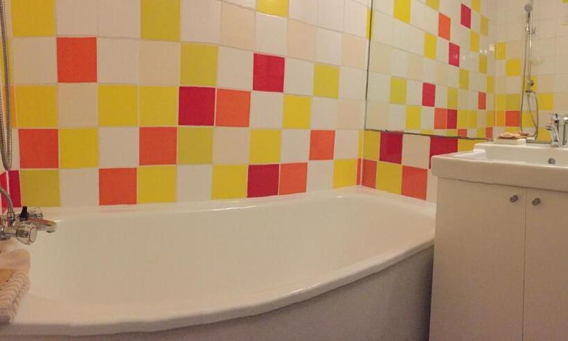 スタンダードルーム, Residence Thibaud