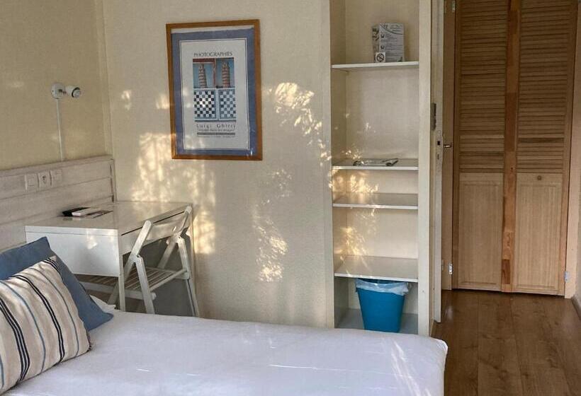 エコノミールーム, Residence Thibaud