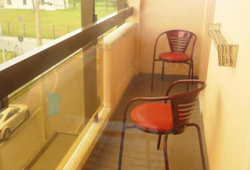 Quarto Estandar, Riccione Beach