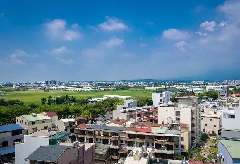اتاق لوکس, Royal Chiayi