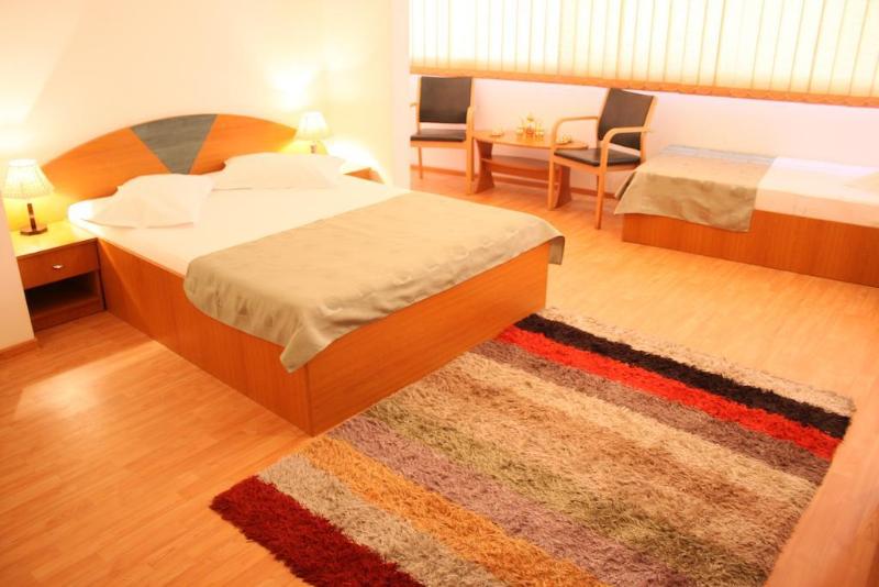 Standard Room, Sir Lujerului