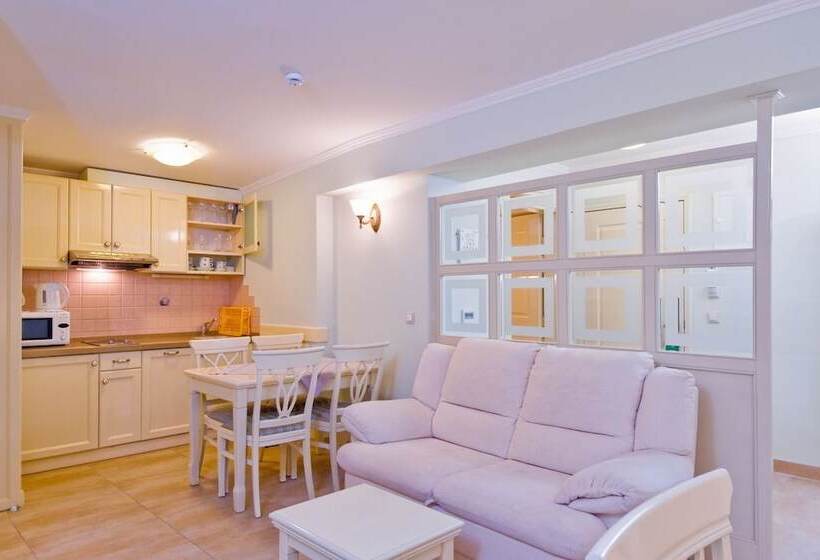 サイドシービュー１ベッドルームアパートメント, Sunceva Postelja