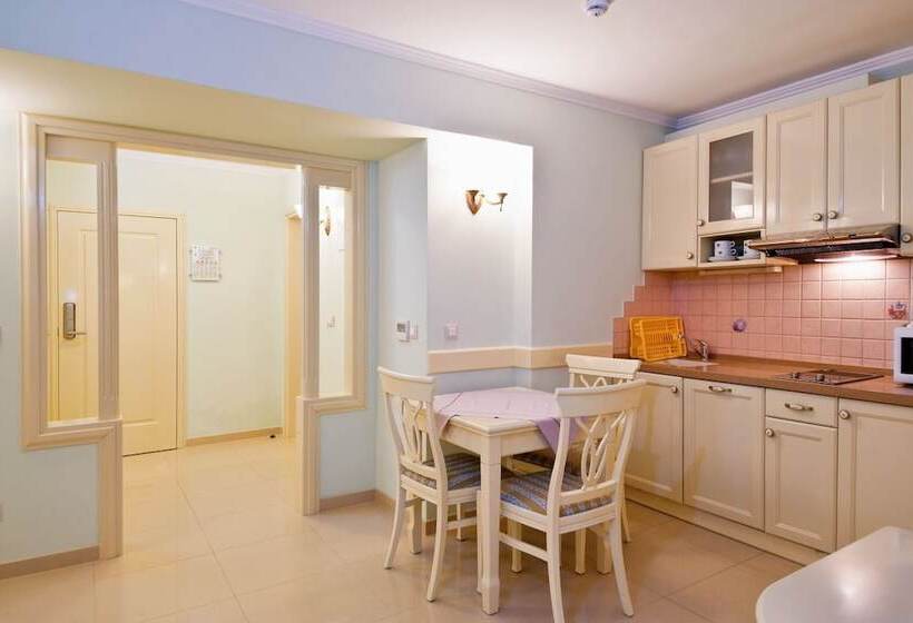 コンフォートルーム、サイドオーシャンビュー, Sunceva Postelja