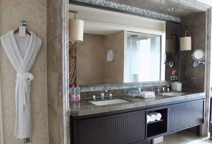 ２ダブルベッドのスタンダードルーム, The Westin Qingdao   Instagrammable