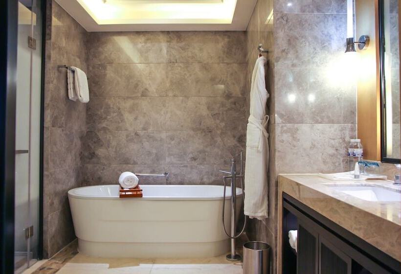 オーシャンビューのクラブルーム, The Westin Qingdao   Instagrammable