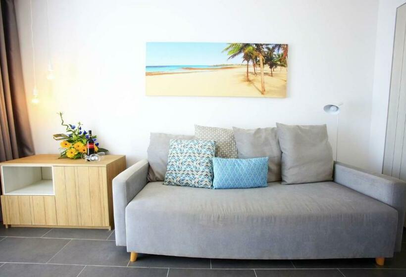 جناح مطلّ علي البحر, Labranda Alyssa Suite