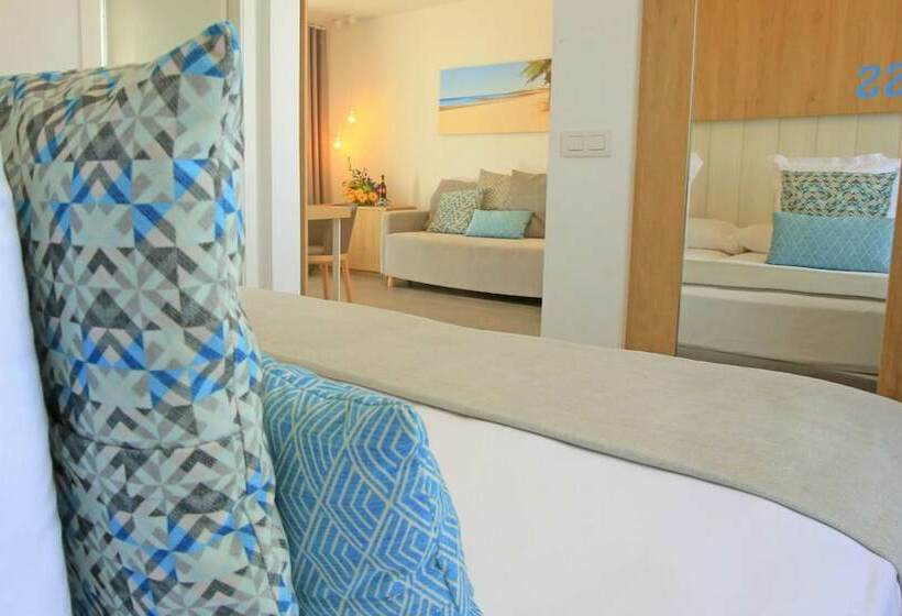 جناح مطلّ علي البحر, Labranda Alyssa Suite