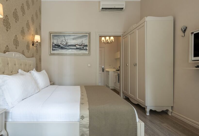 سوییت جونیور, Louis Appartements Galata