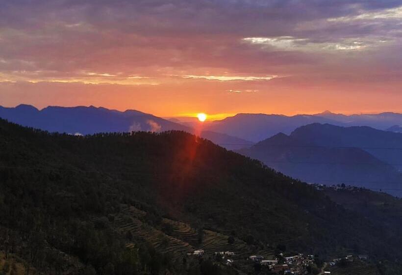 带山景的复式房间, Meraki Huts