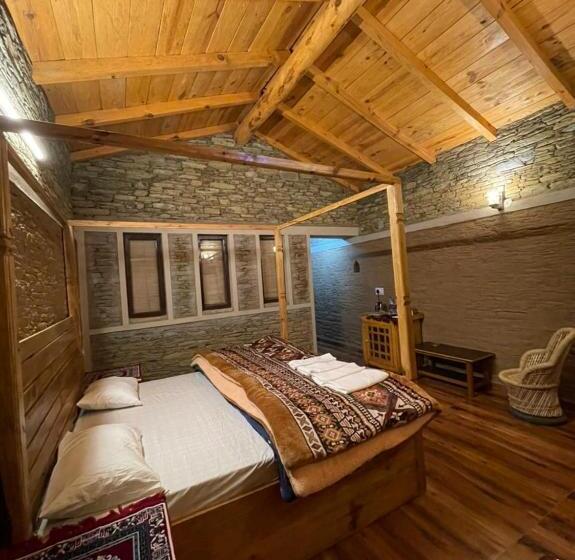 带山景的复式房间, Meraki Huts