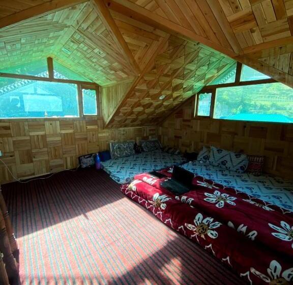 标准间带山景, Back Wood Stays Cheog