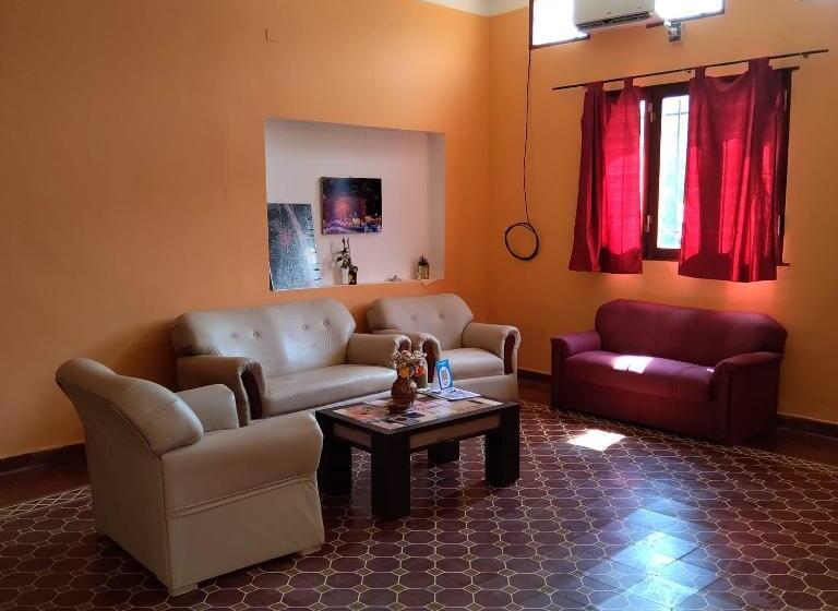 이코노미 쿼드러플룸(공용 화장실), Hostal Lo De Ramona