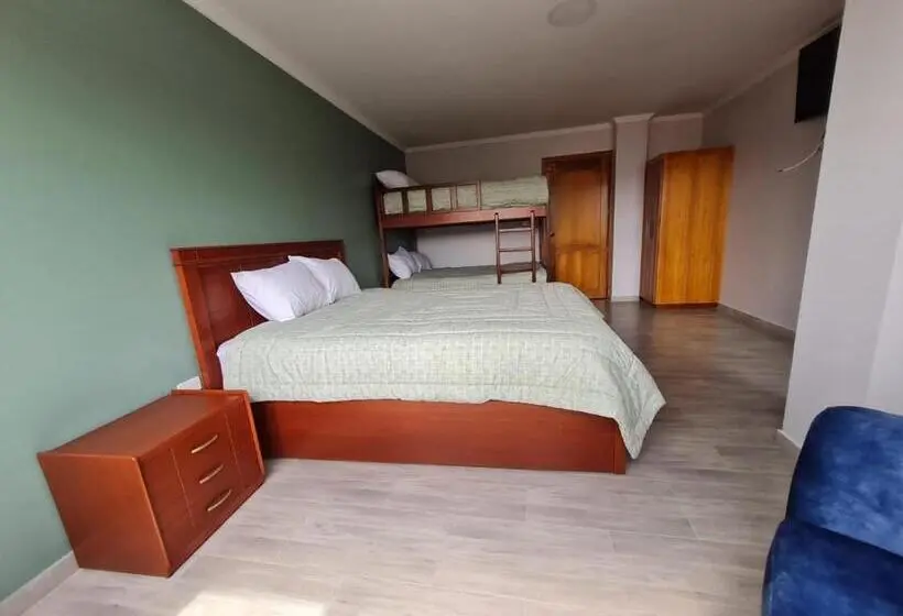 スタンダードトリプルルーム, Hostal Morlaquita