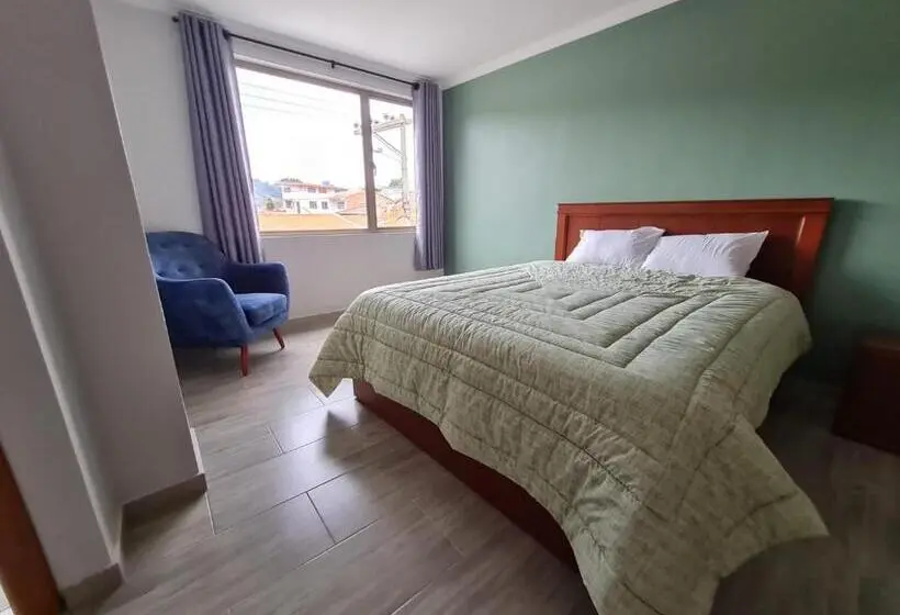 スタンダードトリプルルーム, Hostal Morlaquita