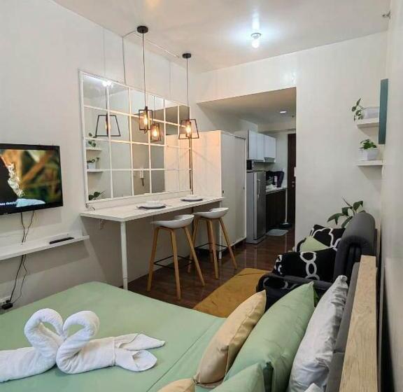 استودیو استاندارد با بالکن, Happirest At Smdc Air Residences Makati