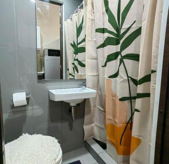 استودیو استاندارد با بالکن, Happirest At Smdc Air Residences Makati