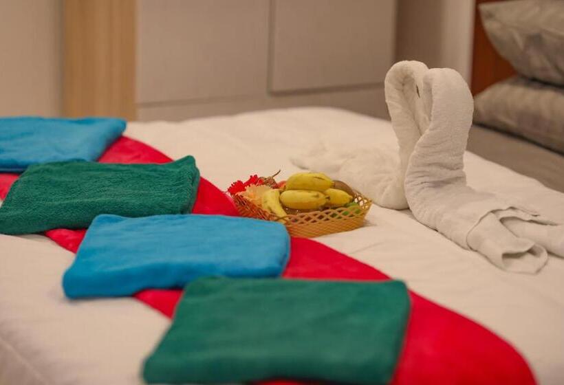 اتاق استاندارد با چشم‌انداز باغ, Aqua Blu Thoddoo