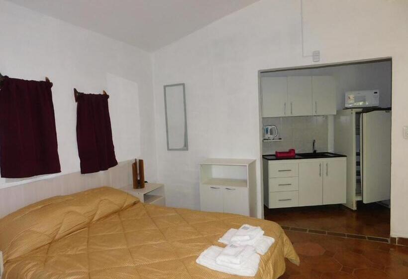 آپارتمان 1 خوابه با تراس, Filipao Aparts