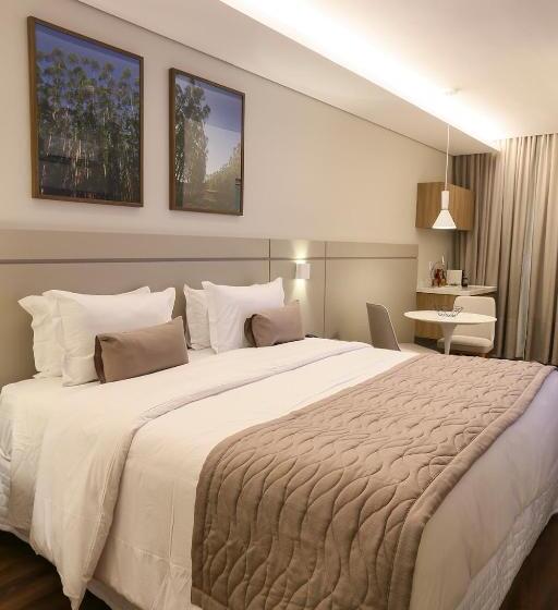 غرفة سوبيريور, 4woo