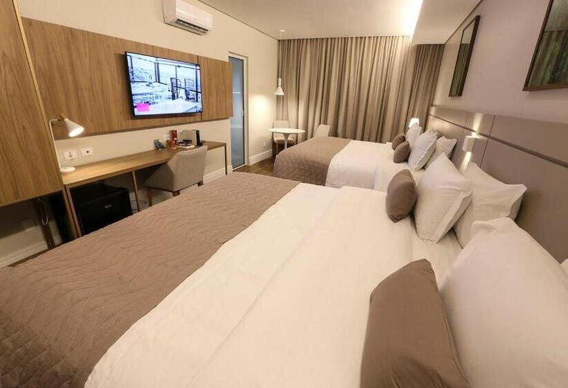 غرفة قياسية, 4woo