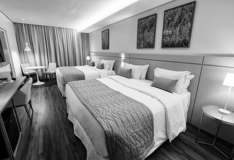 غرفة قياسية, 4woo