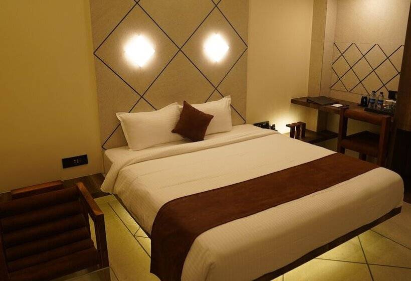 Номер Deluxe, De Glance