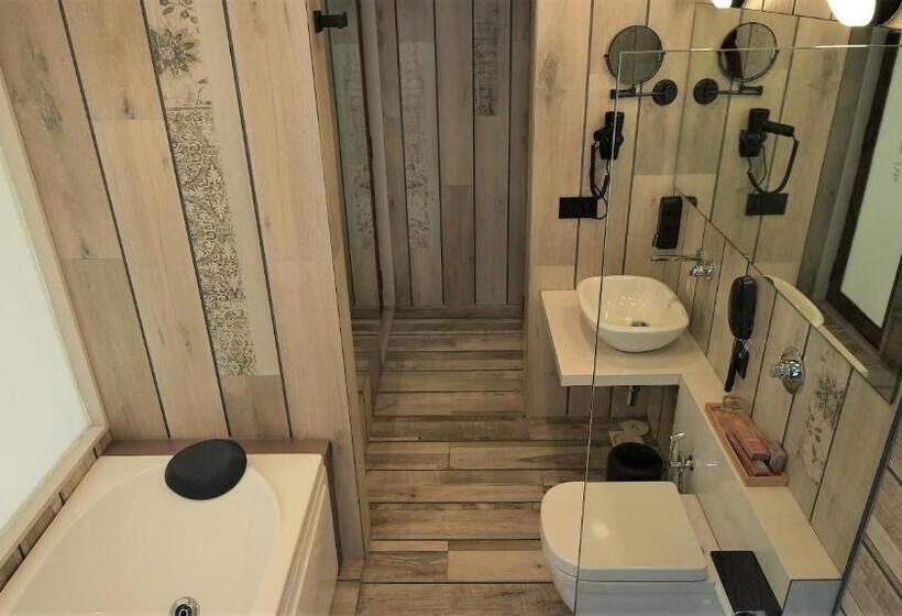 Family Suite, De Glance