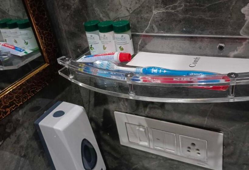 اتاق لوکس سه تخته, Pop 84706  J S R Palace Gardens