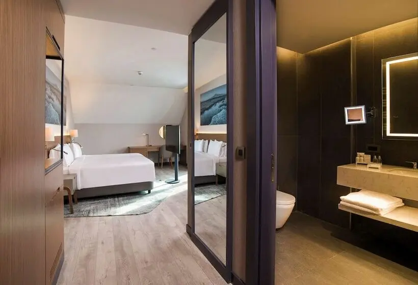 Juniorsviitti Vuoristonäkymä, Radisson Blu Hotel, Mount Erciyes