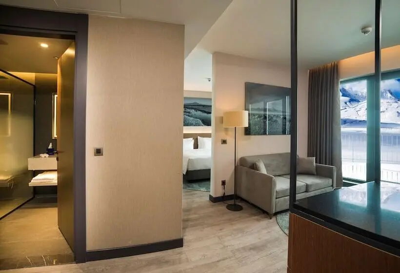 Sviitti Vuoristonäkymä, Radisson Blu Hotel, Mount Erciyes