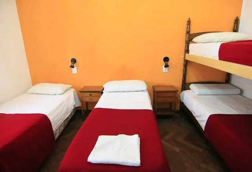 スーペリアの４人部屋, Complejo Turistico   Hotel Pinar Serrano   Bialet Masse   Cordoba