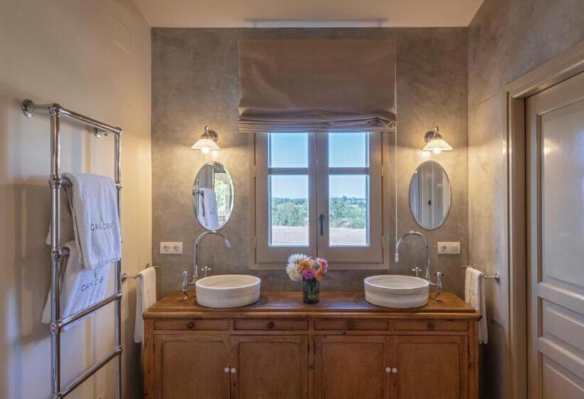 套房, Can Casi House