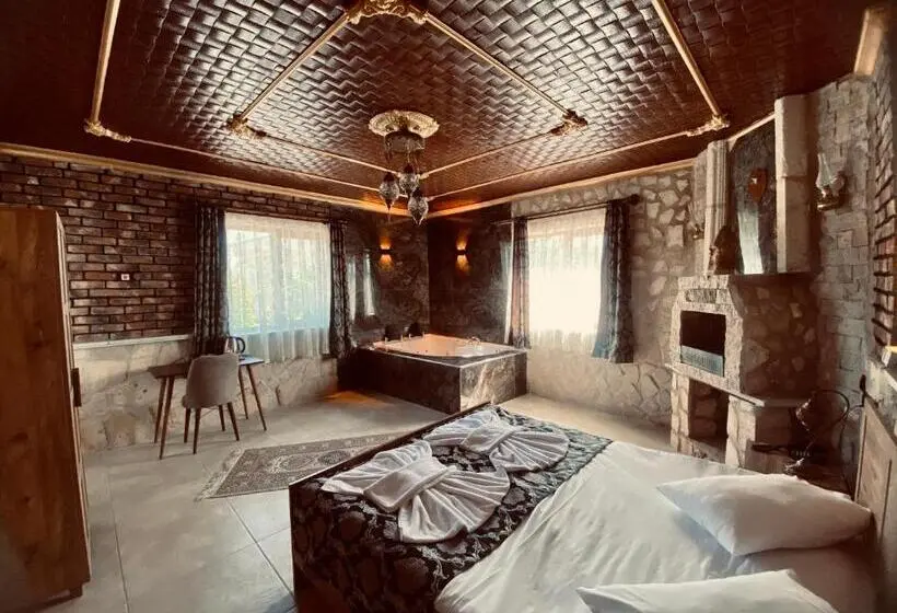 デラックスルーム, Aysultan Stone House