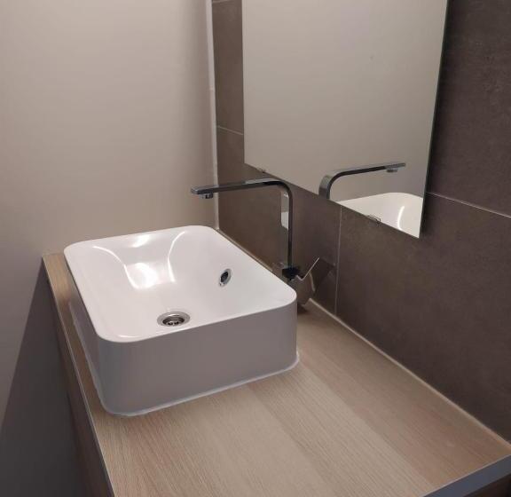 四人标准间, Casa Lommel