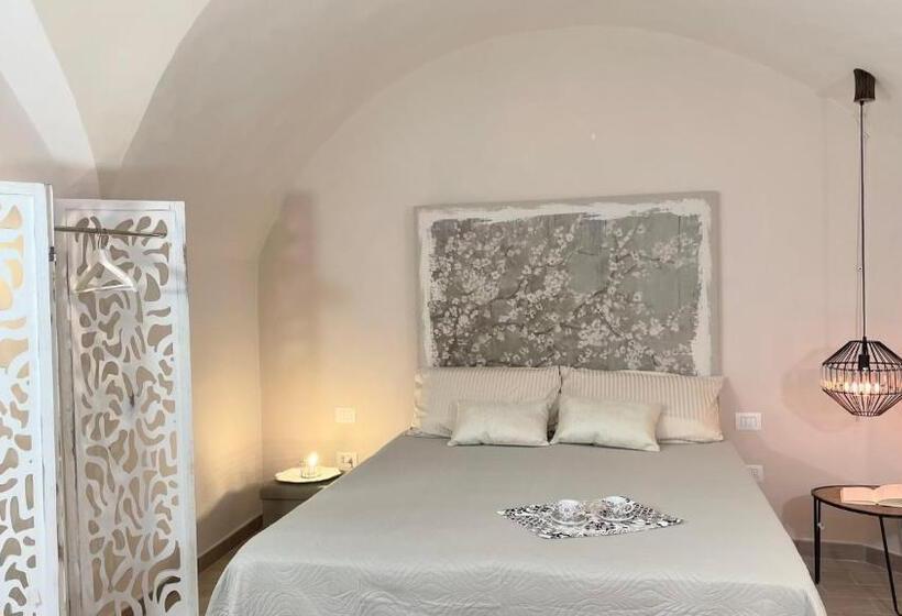 スーペリアールーム, Iconica