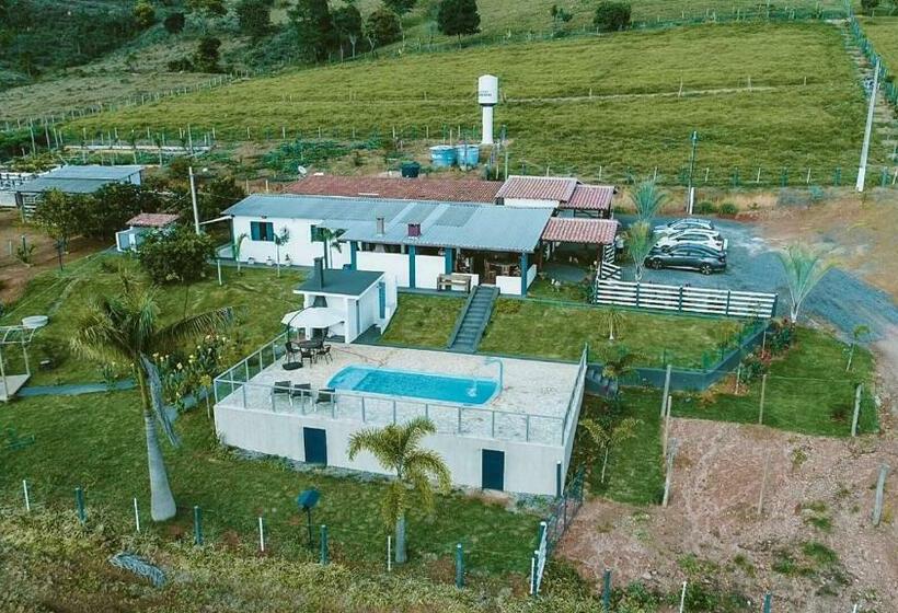 Студия Стандарт, Pousada Vale Da Roça