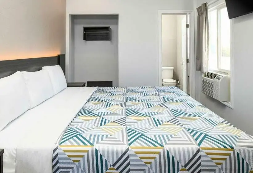 キングサイズベッドのスタンダードルーム, Motel 6 San Pedro, Ca Port Of Los Angeles