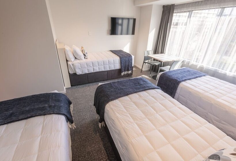 经典四人房间, Give