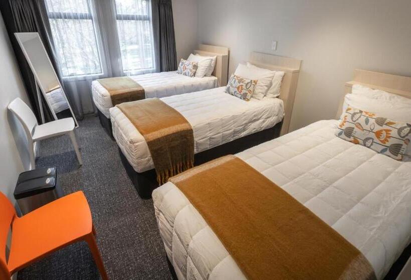 三人经典房间, Give