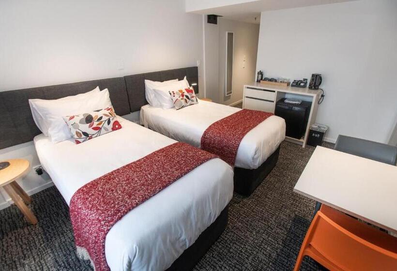 豪华家庭房间, Give