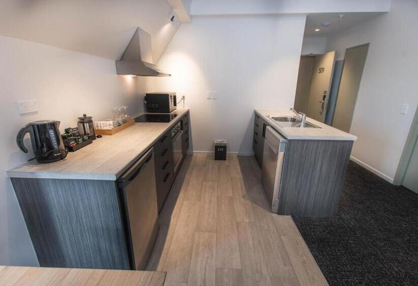 带1个卧室的公寓, Give