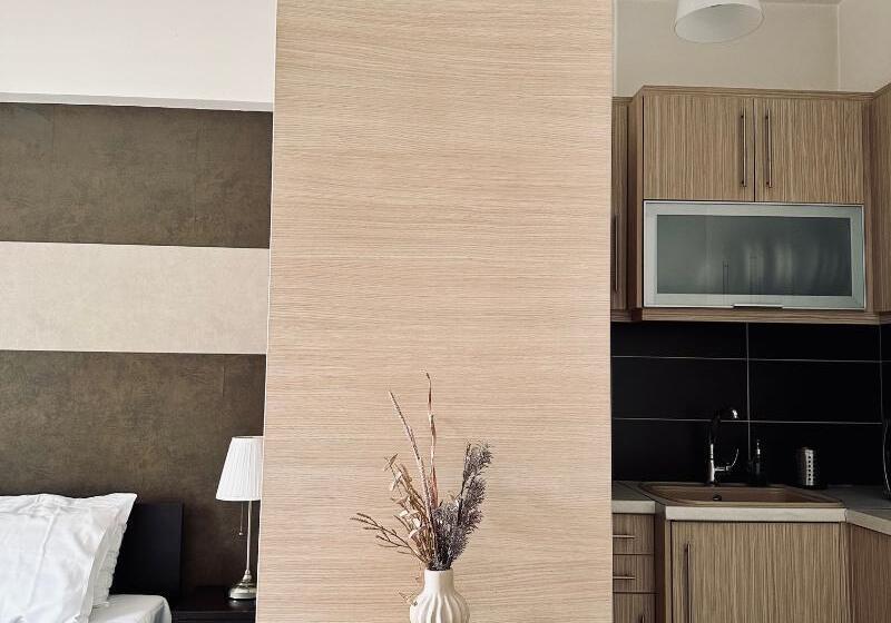 חדר סטנדרט, Mc Queen Rooms & Apartments