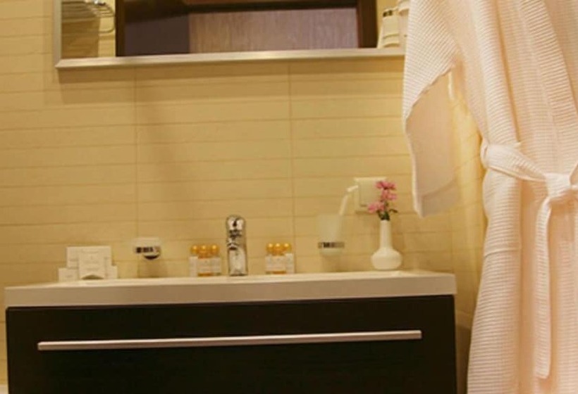 اتاق لوکس, Aquamarine Hotel&spa
