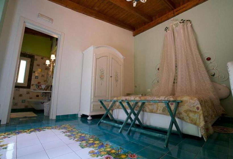 Háromágyas Standard Szoba, La Dimora Le Fumarole Rooms