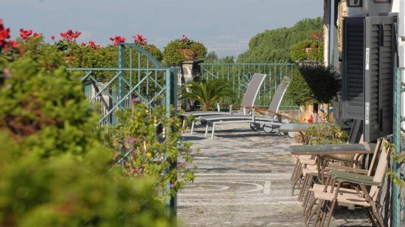 Családi Szoba, La Dimora Le Fumarole Rooms