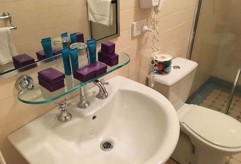 디럭스 스위트, Avonmore On The Park Boutique