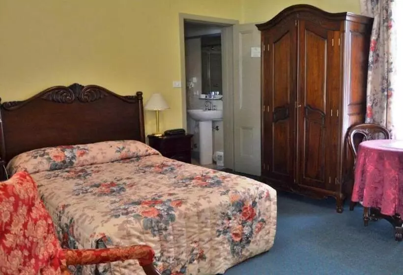 اتاق استاندارد با چشم‌انداز باغ, Avonmore On The Park Boutique