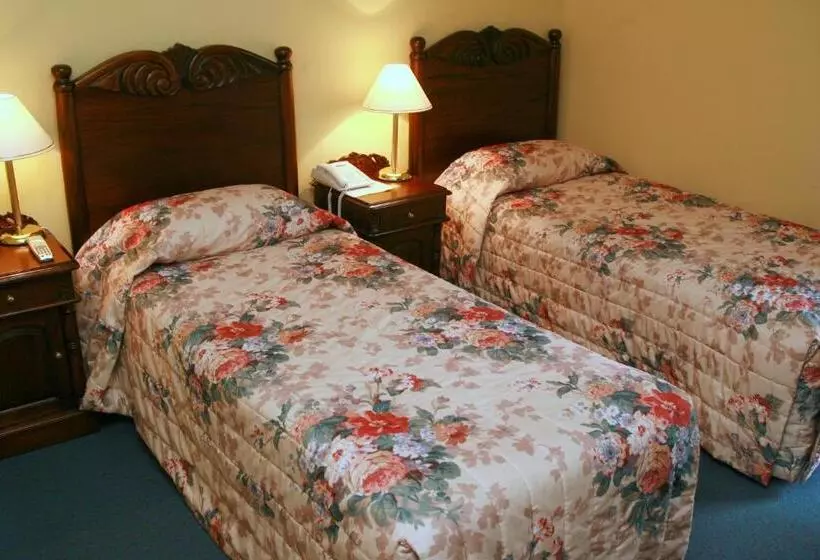 اتاق استاندارد با چشم‌انداز باغ, Avonmore On The Park Boutique